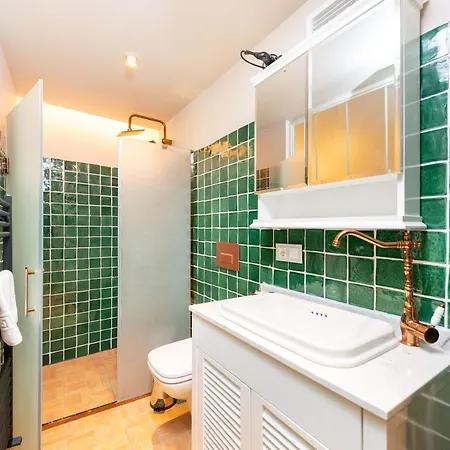 Mayer Liberty Istanbul