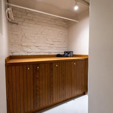 Mayer Liberty Apartment *